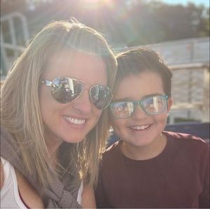 Meet your Posher, Angie